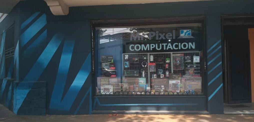 Frente del local de Mr Pixel Computación en Villa Ballester